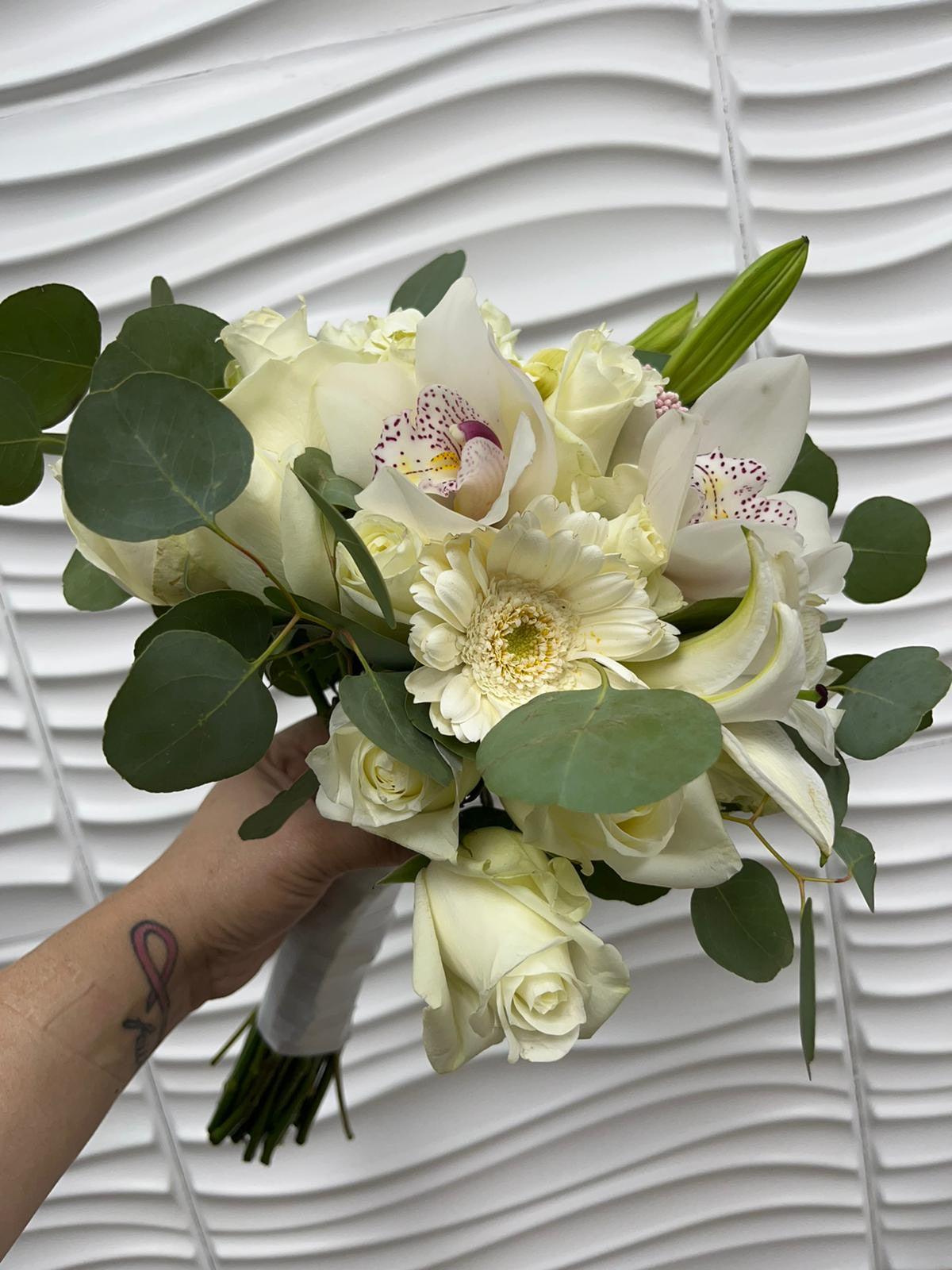 Bride Flower - FLOVERS