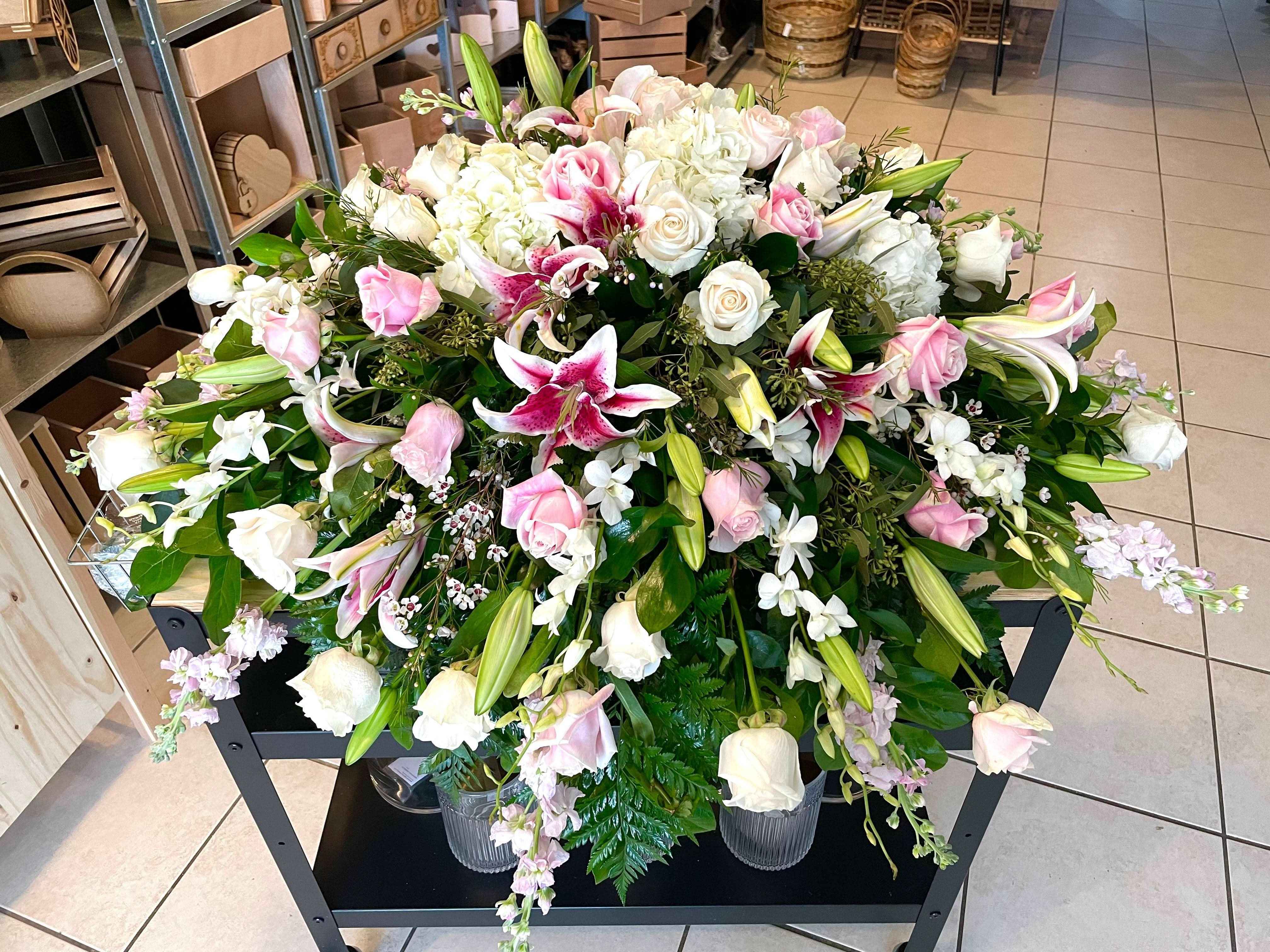 Casket Rose Lily - FLOVERS