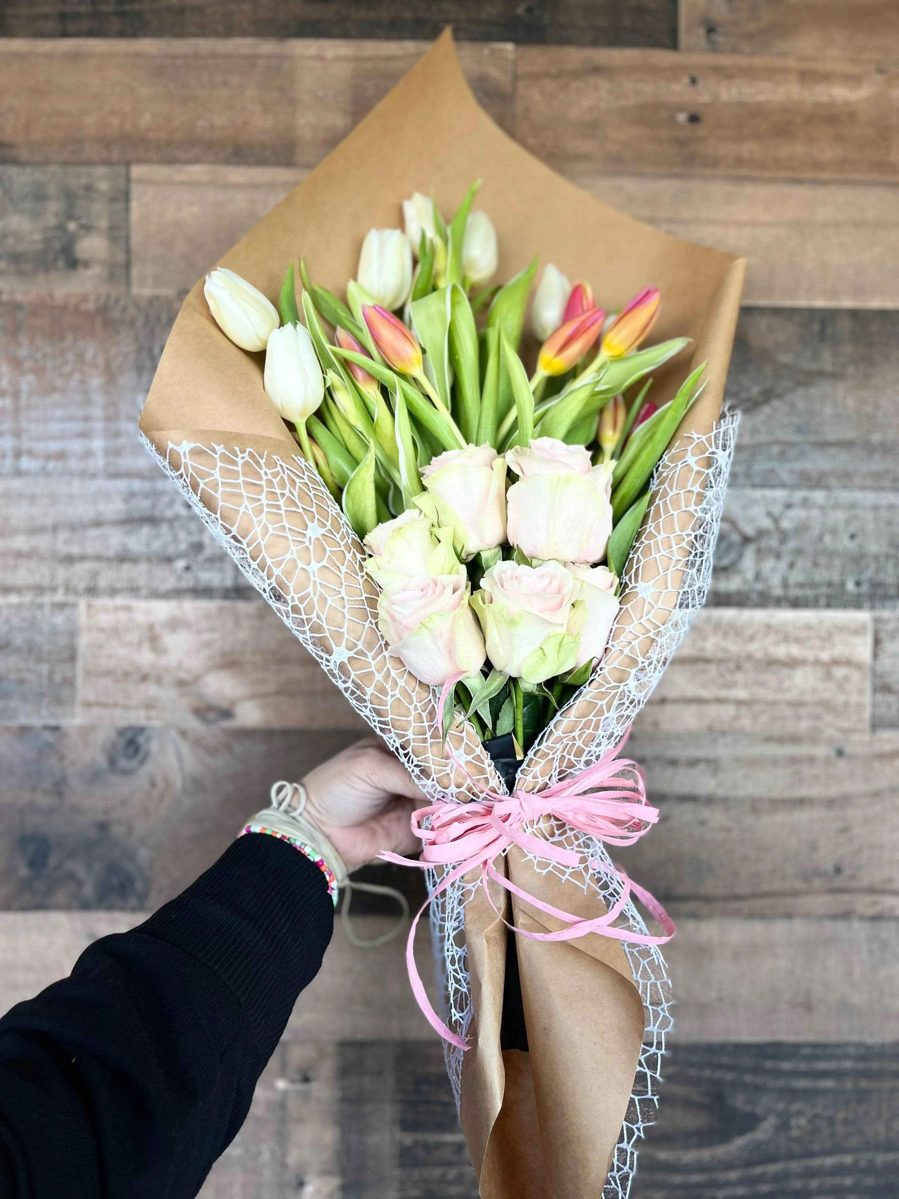 Rose & Tulip Bouquet - FLOVERS