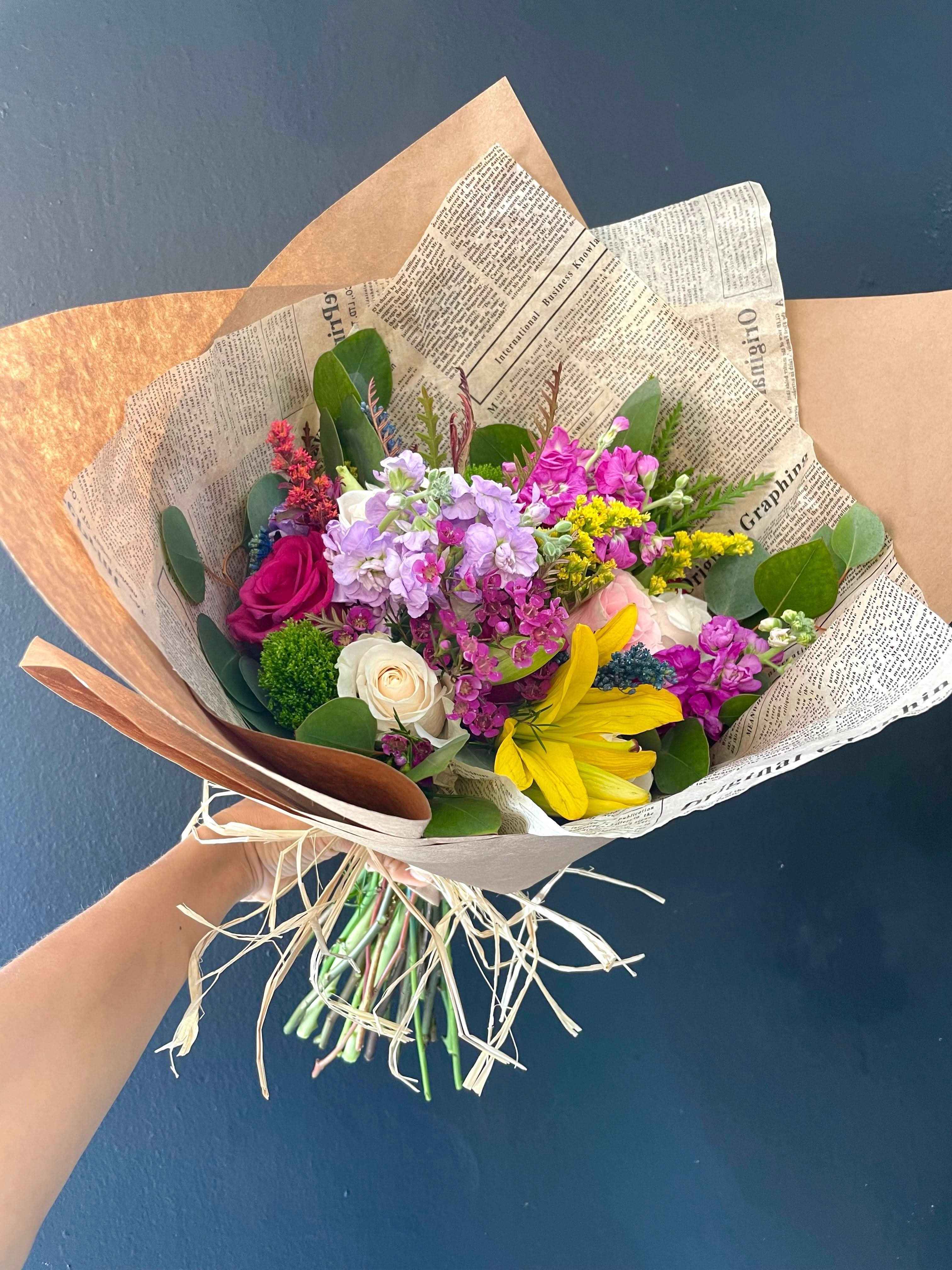 Summer Breeze Bouquet - FLOVERS